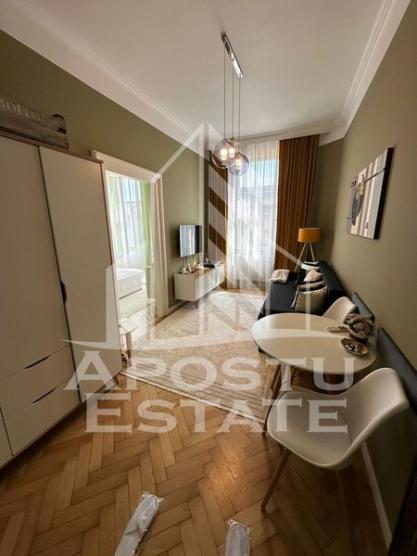 Apartament cu 2 camere, in Piata Victoriei