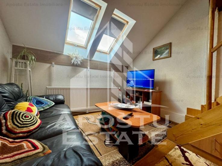 Apartament cu 3 camere, zona Sagului