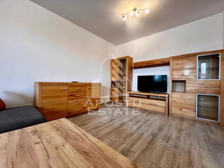 Apartament cu 3 camere, 2 bai, in zona Torontalului (Iris)