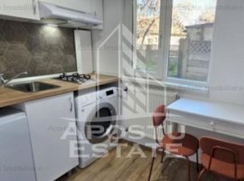 Apartament cu o camera, bucatarie inchisa, zona Olimpia - Stadion