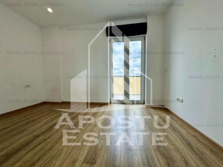 Penthouse cu 4 camere, vedere panoramica, Calea Aradului