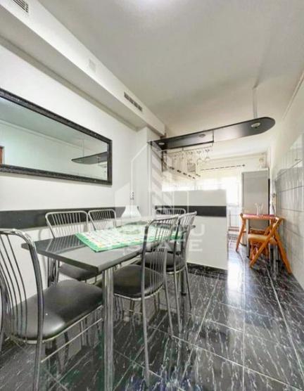 Apartament cu 2 camere, zona Circumvalatiunii