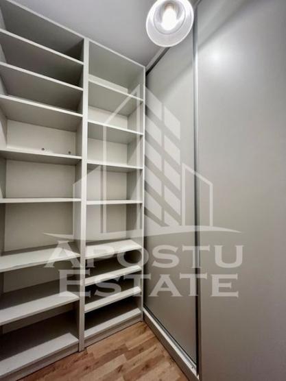 Apartament cu 2 camere, decomandat, in zona Circumvalatiunii