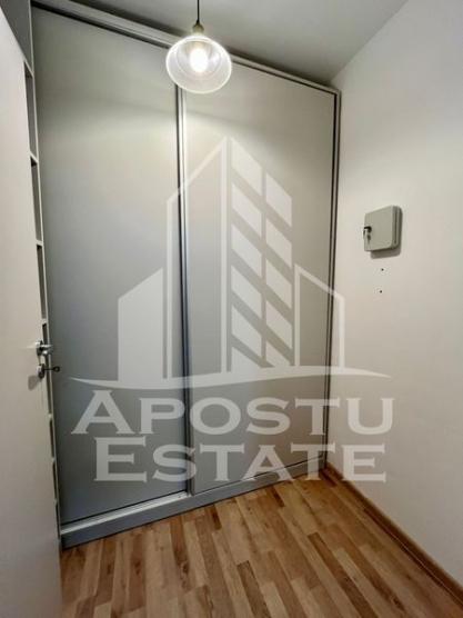 Apartament cu 2 camere, decomandat, in zona Circumvalatiunii