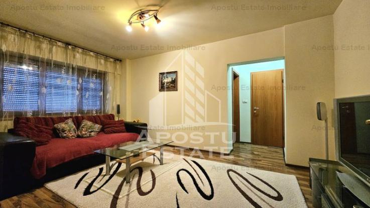 Apartament cu 3 camere, 85mp, Open space, in zona P-ta Spitalului