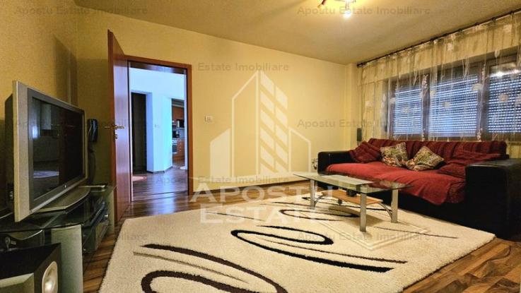 Apartament cu 3 camere, 85mp, Open space, in zona P-ta Spitalului