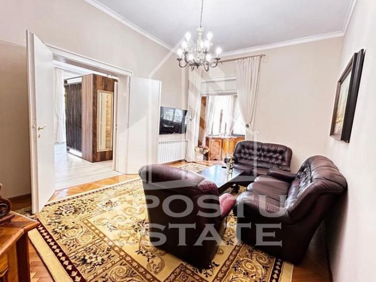 Apartament exclusivist cu 3 camere in zona Medicinei.