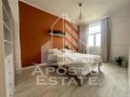 Apartament cu 2 camere, centrala proprie, curte, zona Sagului