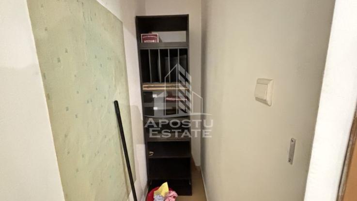 Apartament cu o camera spatios, centrala proprie, zona Sagului