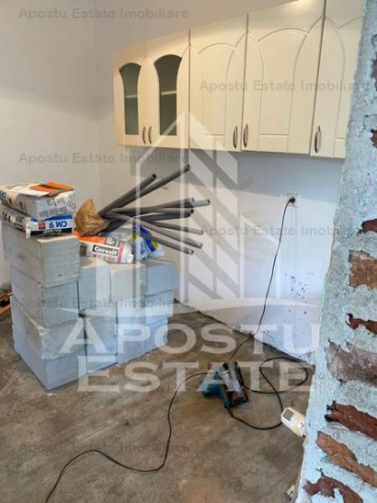 Casa individuala cu 3 camere,107 mp ,renovata recent ,Zona Aradul Nou