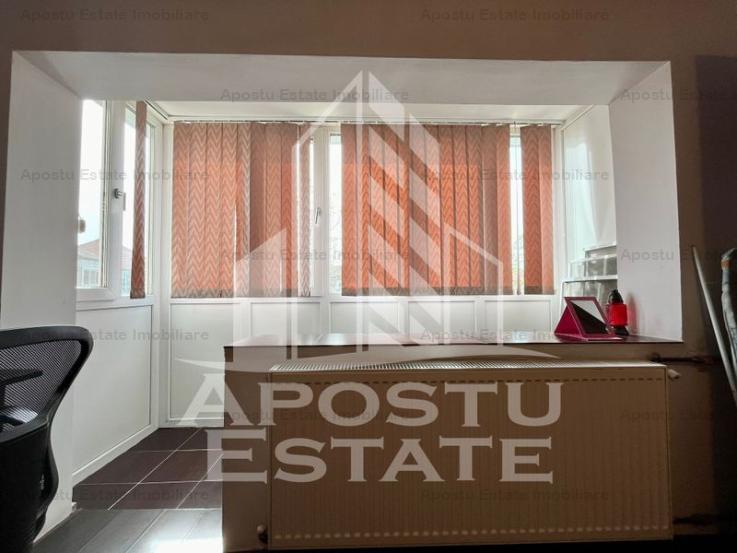 Apartament 2 camere , decomandat ,  zona Bucovina