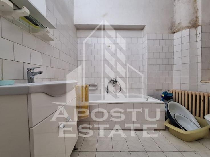 Apartament cu 6 camere, 230 mp, Ultracentral