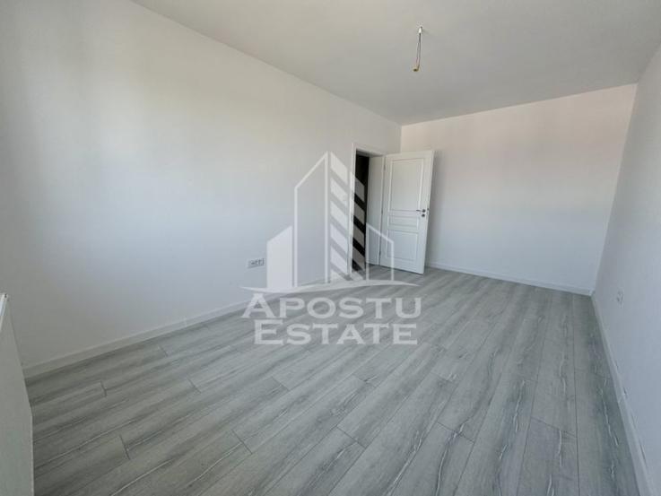 Apartament cu 2 camere, bucatarie inchisa, etaj intermediar, Braytim.