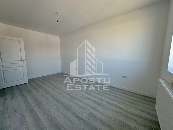 Apartament cu 2 camere, bucatarie inchisa, etaj intermediar, Braytim.