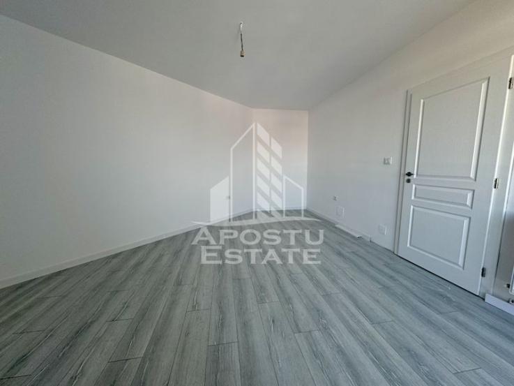 Apartament cu 2 camere, bucatarie inchisa, etaj intermediar, Braytim.