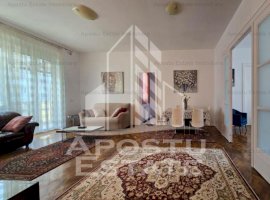 Apartament 3 camere , 154 mp , Central