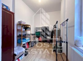 Apartament 3 camere, etaj intermediar in Piata Unirii