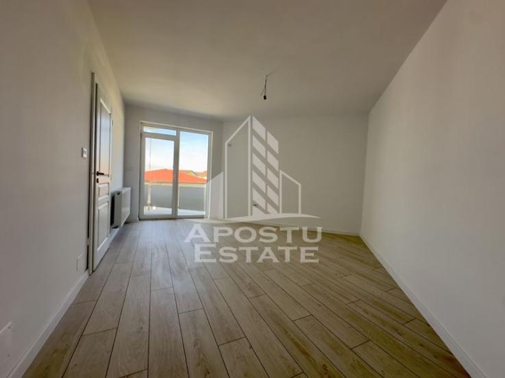 Apartament cu 2 camere, bucatarie inchisa, etaj intermediar, Braytim.