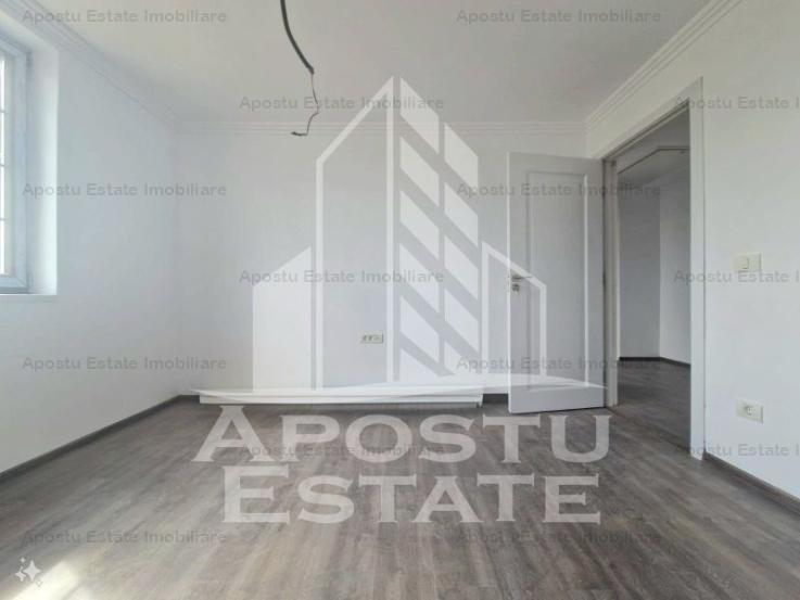 Duplex cu 5 camere  180 mp,zona Aradul Nou