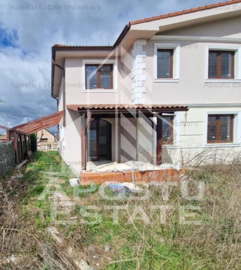 Duplex cu 5 camere  180 mp,zona Aradul Nou