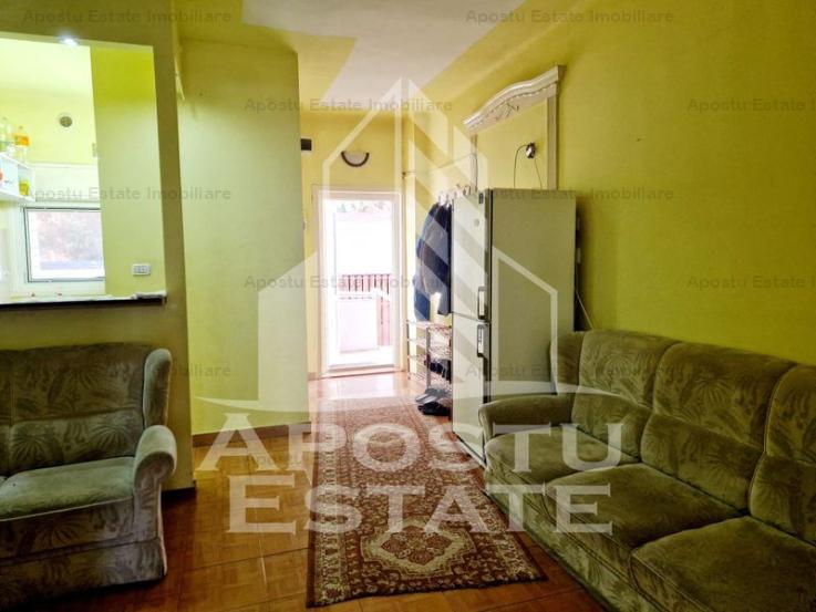 Casa individuala cu 4 apartamente si curte ,257 mpu ,zona Romanilor