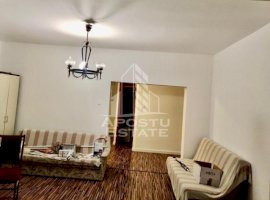 Apartament spatios cu 4 camere in zona Sagului