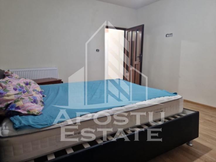 Apartament cu 3 camere ,80 mpu semidecomandat ,Parneava Pet Friendly