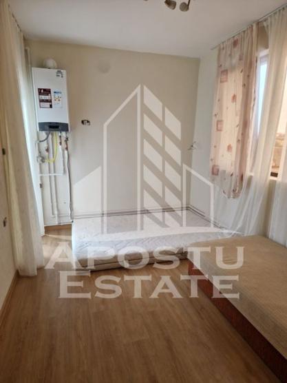 Apartament cu 3 camere ,80 mpu semidecomandat ,Parneava Pet Friendly