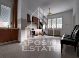 Apartament cu 5 camere 170 mp,  zona Ultracentrala