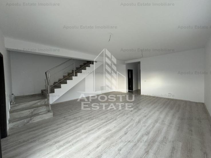 Duplex situat Central cu 4 camere si 3 bai in Mosnita Noua