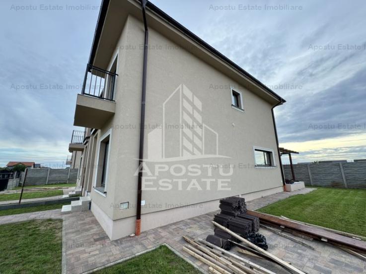 Duplex situat Central cu 4 camere si 3 bai in Mosnita Noua