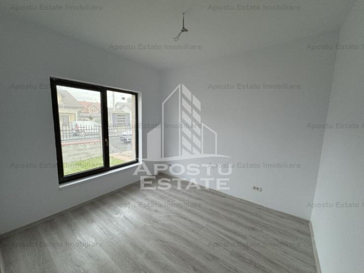 Duplex situat Central cu 4 camere si 3 bai in Mosnita Noua