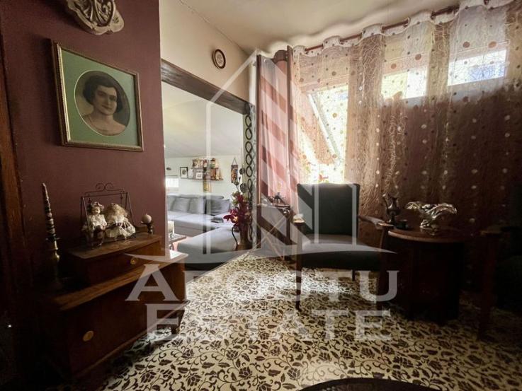 Casa cu 6 camere, pe doua nivele, zona Lipovei, Timisoara