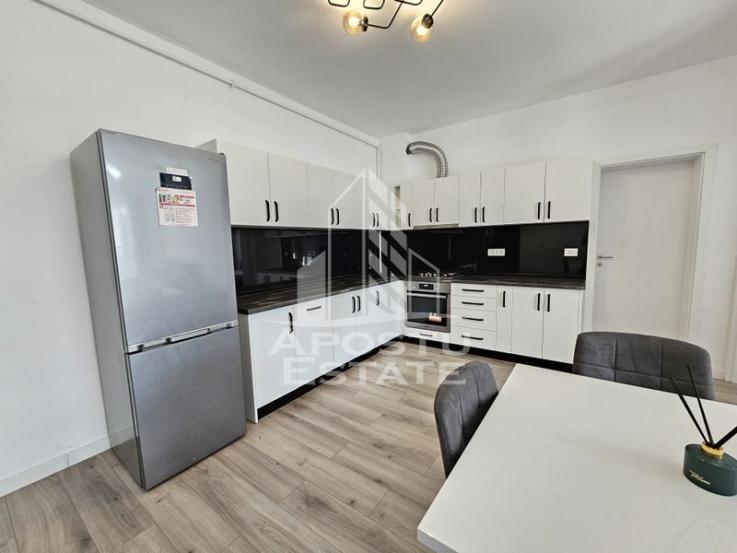 Apartament cu 2 camere, 60 mpu, Open space, in zona Lipovei