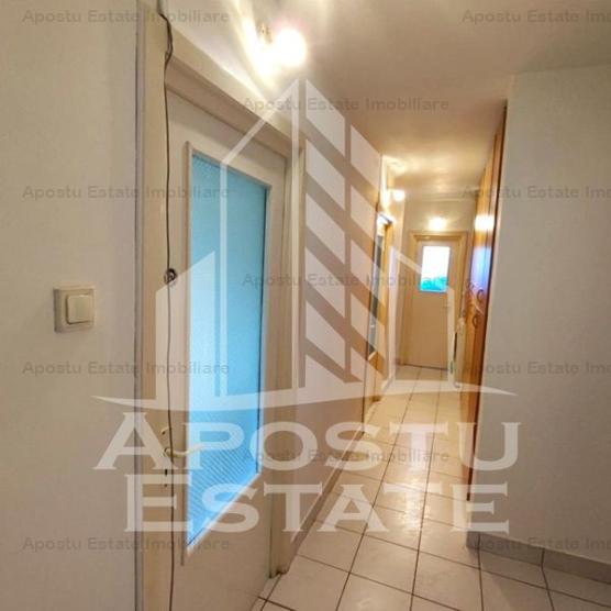 Apartament 4 camere decomandat zona Centrala