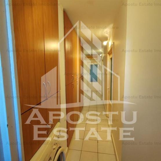 Apartament 4 camere decomandat zona Centrala