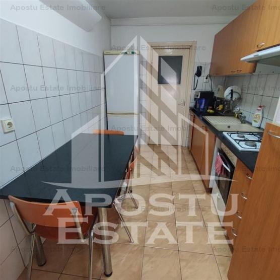 Apartament 4 camere decomandat zona Centrala