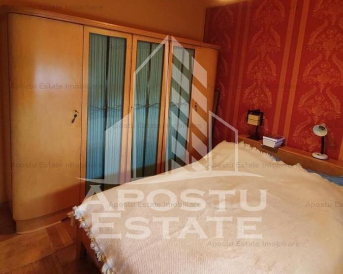 Apartament 4 camere decomandat zona Centrala