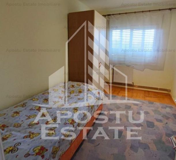 Apartament 4 camere decomandat zona Centrala