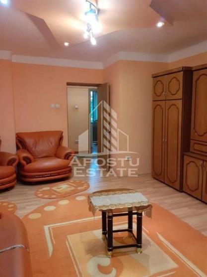 Apartament 3 cameredecomandatMEDICINA/Parcul Rozelor