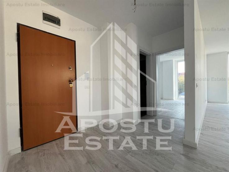 Apartament nemobilat cu 2 camere open space zona Simion Barnutiu