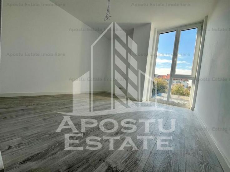 Apartament nemobilat cu 2 camere open space zona Simion Barnutiu