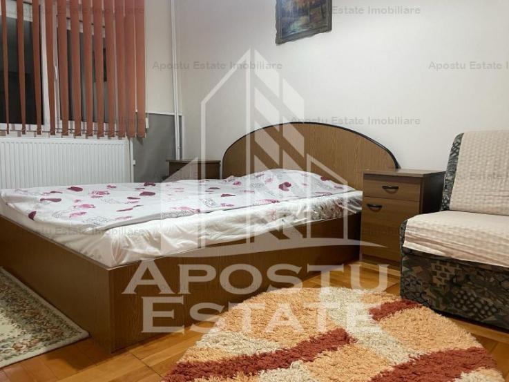 Apartament cu 2 camere 50 mpu,zona Confectii