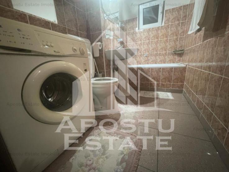 Apartament cu 2 camere 50 mpu,zona Confectii