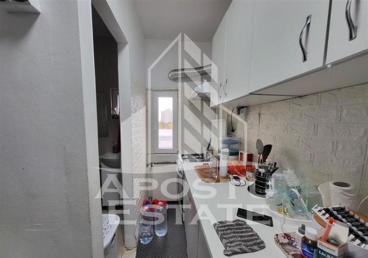 Apartament cu 1 camera, etaj intermediar, langa Iulius Mall