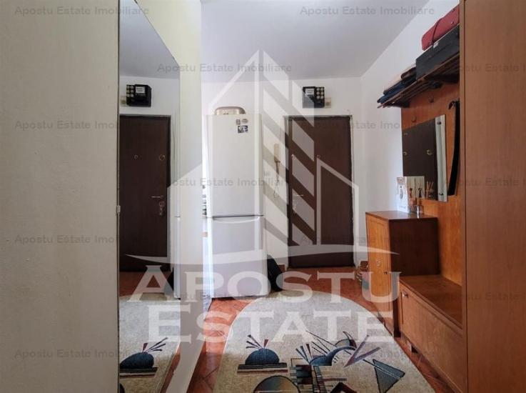 Apartament decomandat cu o camera, zona Complexului Studentesc