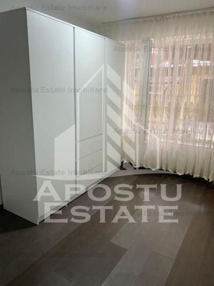 Apartament cu 2 camere,decomandat in zona Centrala