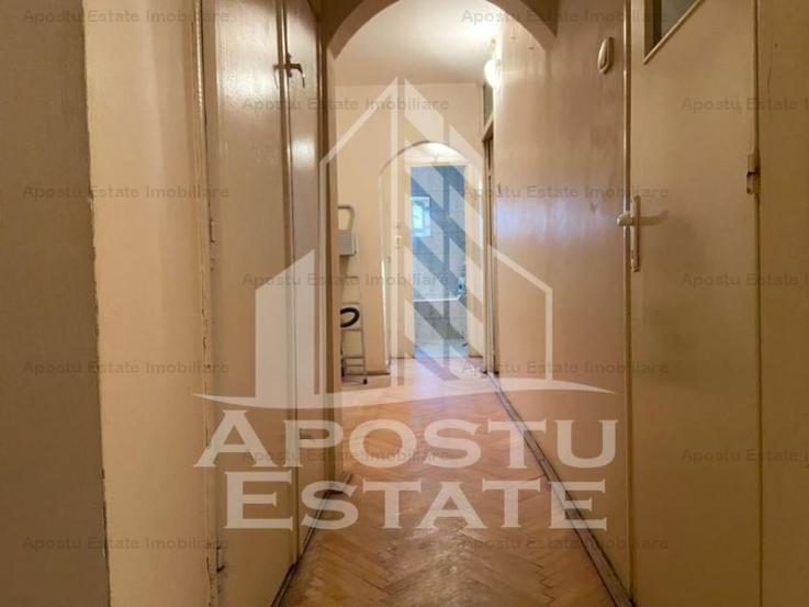 Apartament cu 3 camere 86mp decomandat zona Micalaca