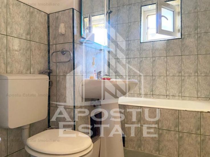 Apartament cu 3 camere 86mp decomandat zona Micalaca