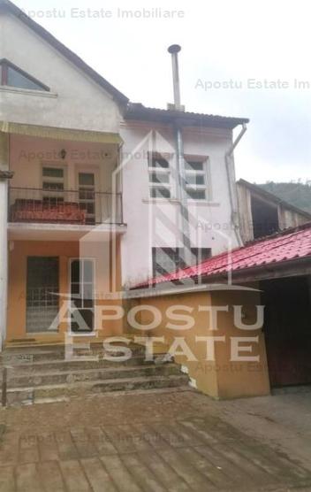 Duplex de vanzare 5 camere  119 mp in Statiunea Moneasa